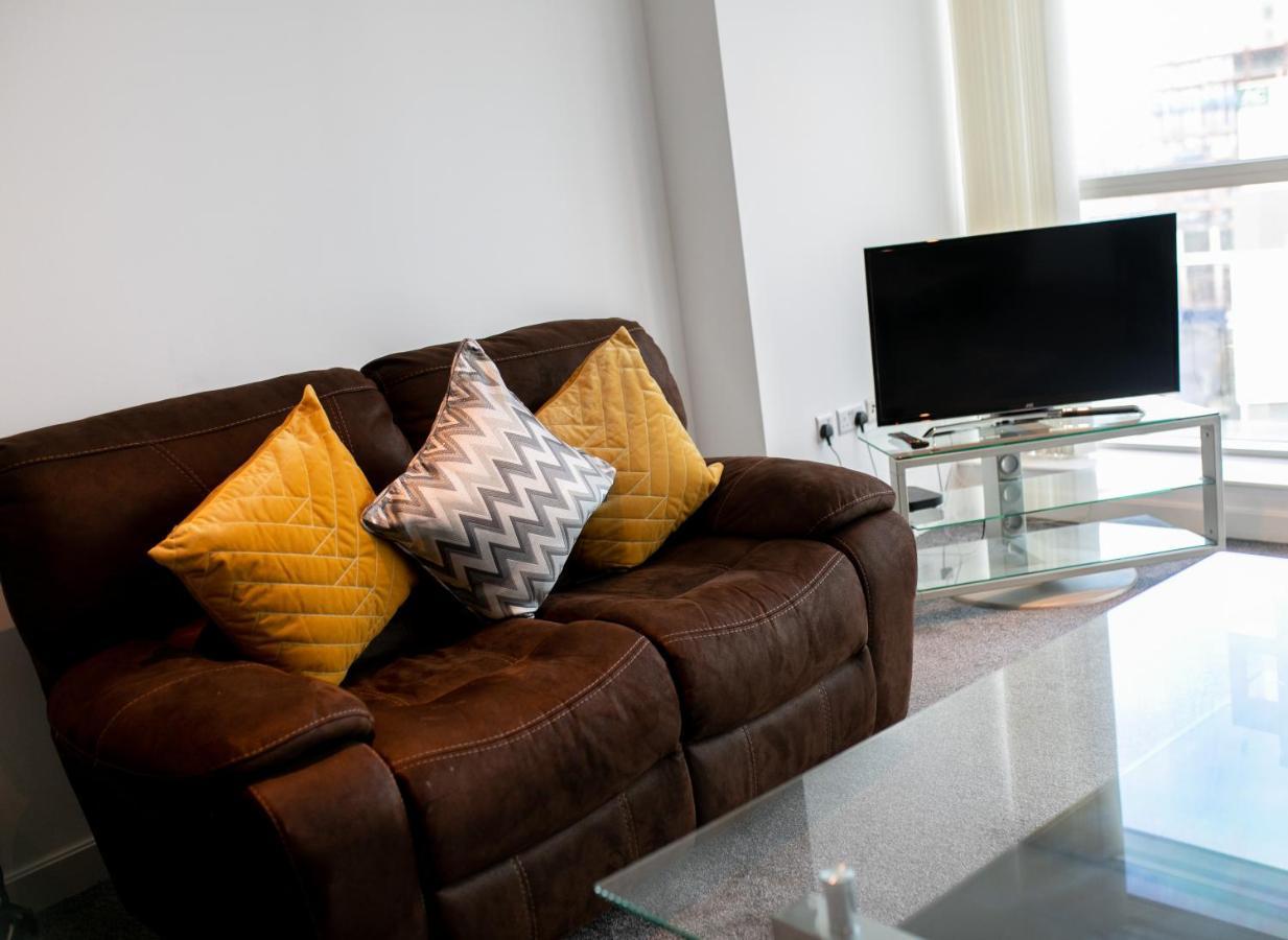 View 2-bedroom Flat In The Heart Of Apartment *