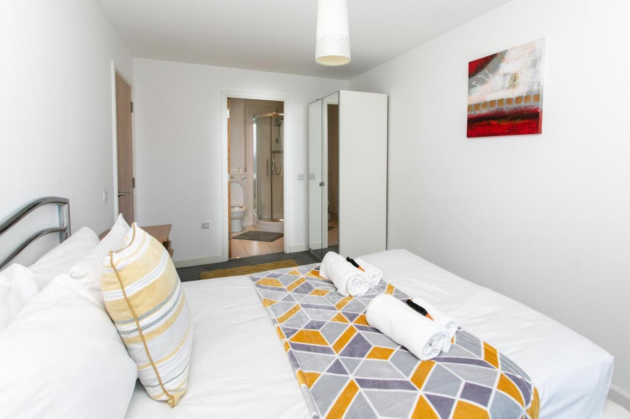 View 2-bedroom Flat In The Heart Of Apartment