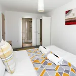 City View 2-Bedroom Flat In The Heart Of Belfast